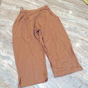 Linen & Rayon Capris